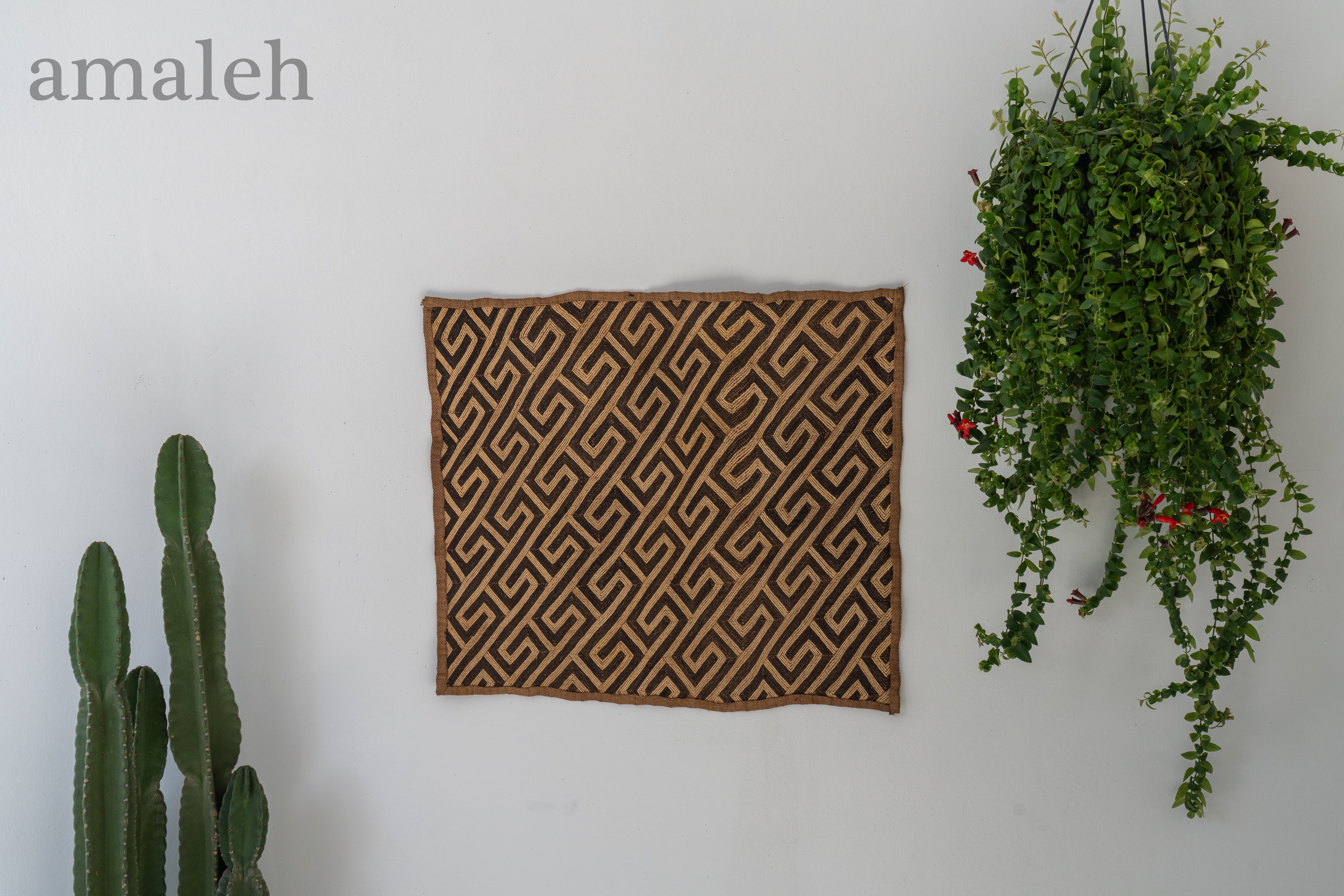 クバ王国伝統のクバクロス-KUBA TEXTILES】-ヴィンテージラグ