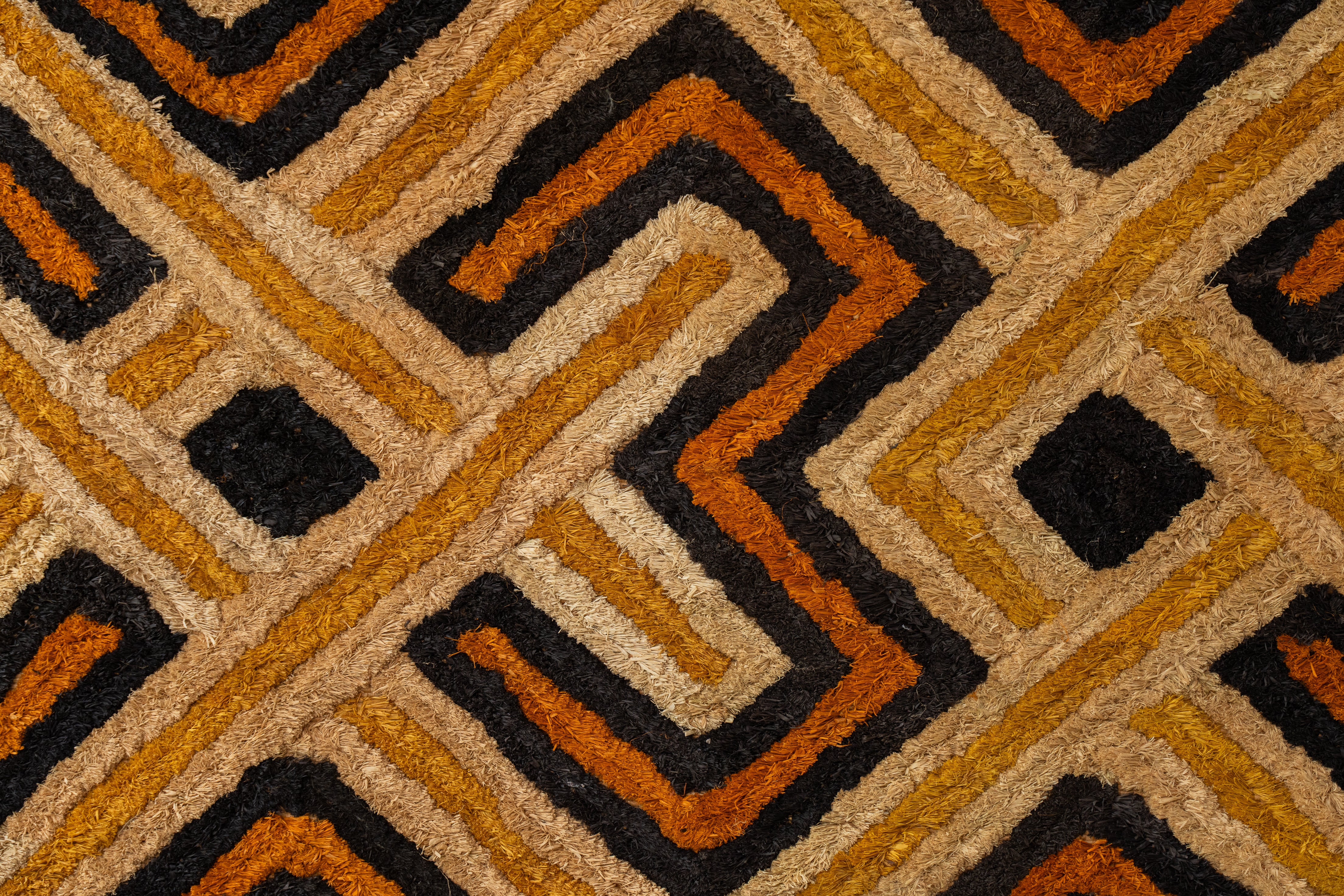 クバ王国伝統のクバクロス-KUBA TEXTILES】クバ布-草ビロード