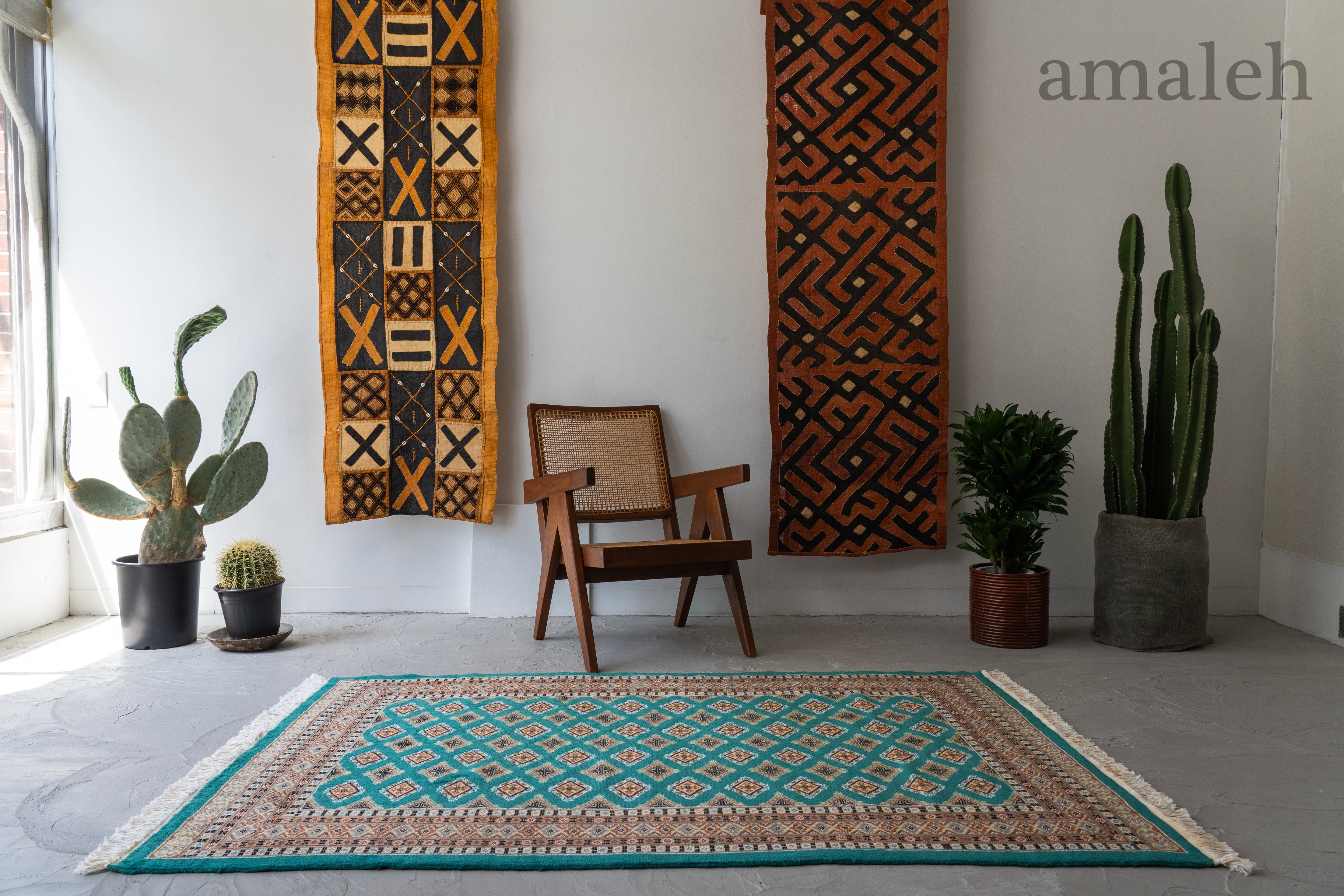 パキスタン産 2000年代 パキスタンラグ】手織り絨毯