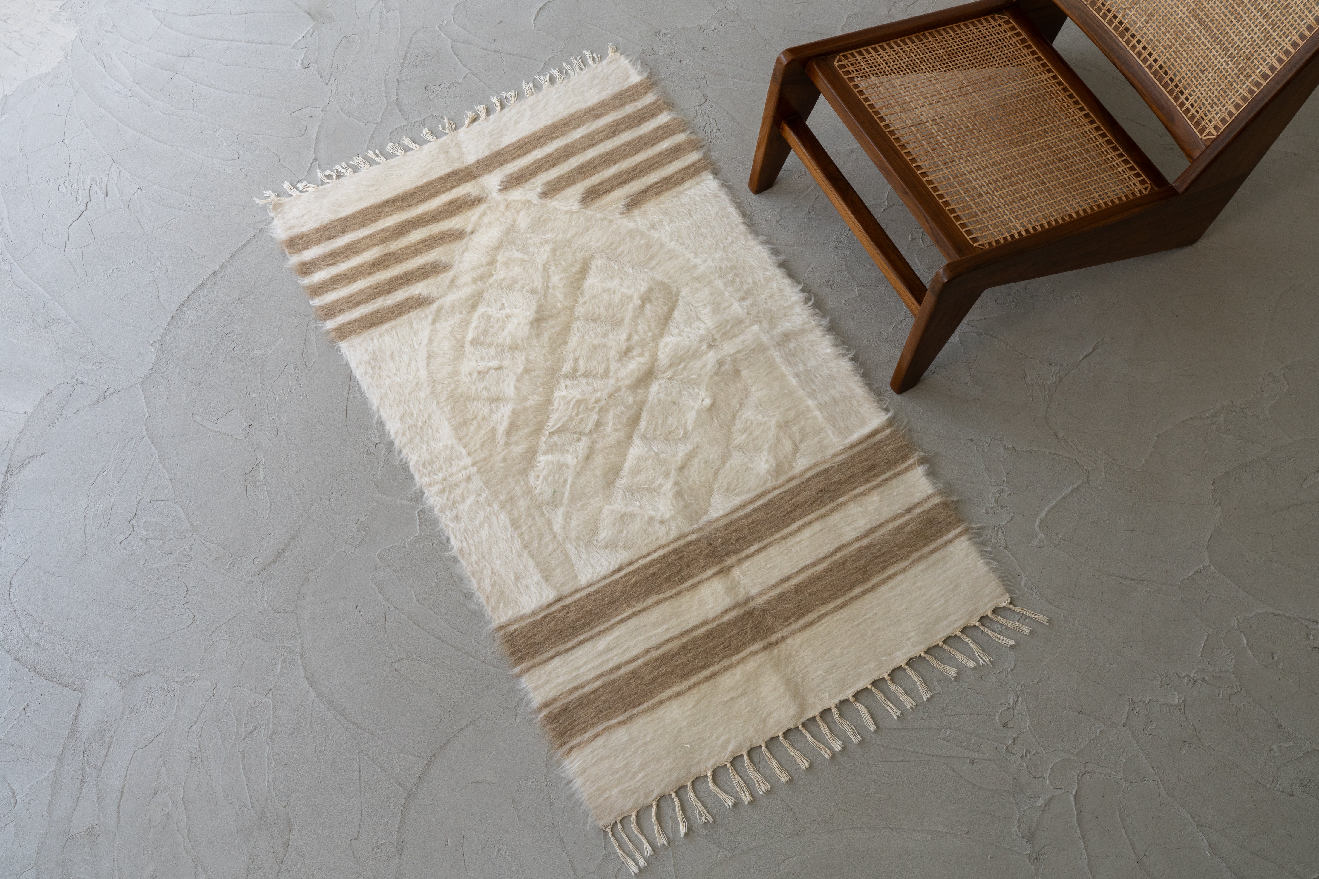 トルコ産-シールトバッターニエ】手織りブランケット-Siirt Battaniye