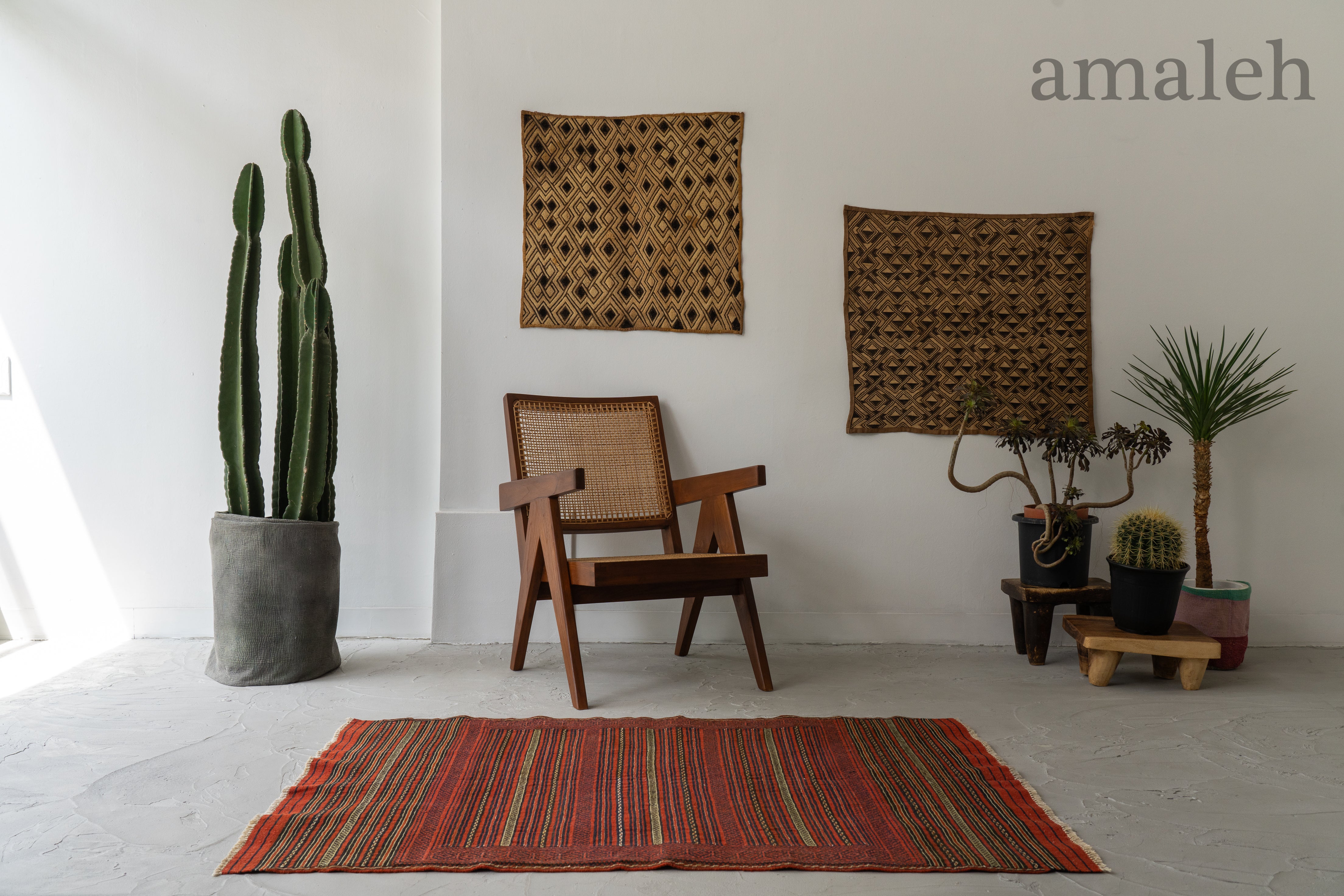 トライバル柄　ヴィンテージキリムラグ ヴィンテージラグ｜ボー・デコールセレクトのトライバルラグ