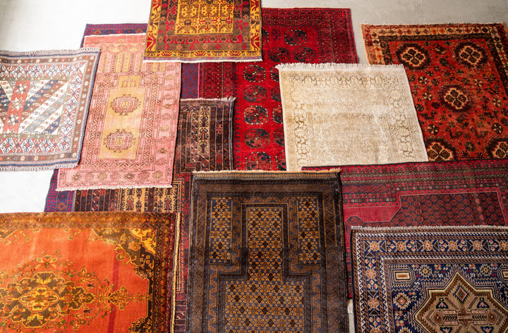 ヴィンテージラグ　オールドラグ　アンティークラグ　トライバルラグ　手織りラグ　ペルシャ絨毯　キリム