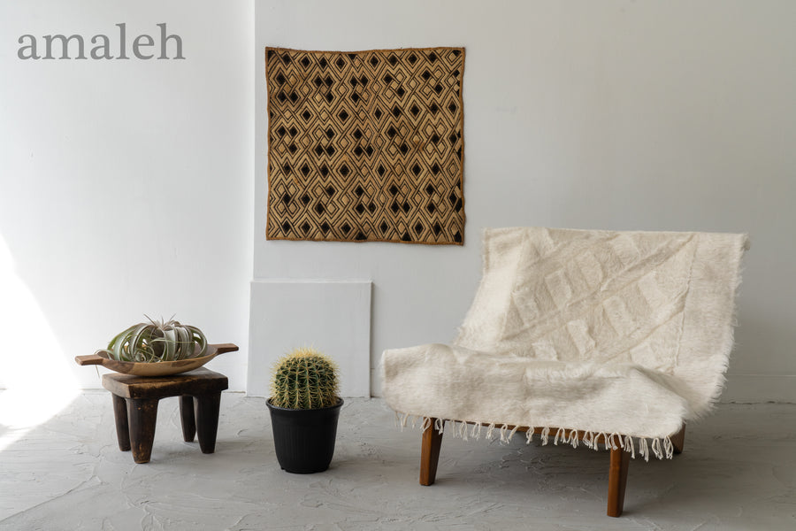 【新品美品】値下げしました！トルコ ヤギ毛のバッターニエ 77×131 バッターニエ ナチュラルブラウン×ホワイト トルコヴィンテージ