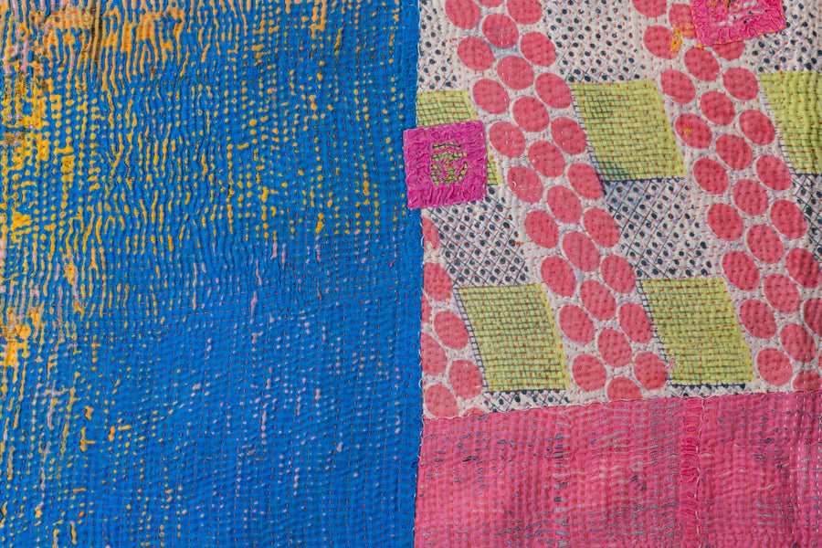 インド産　ヴィンテージ　カンタキルト　パッチワーク　手織り刺繍　手刺繍　ラリーキルト　ソファカバー　ヴィンテージ雑貨　民芸品　キルト専門店　amaleh