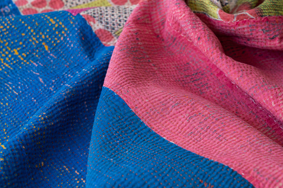 期間限定セール‼️ロホリカンタ ビンテージラグ カンタキルト ピンク ブルー インド産 カンタキルト・ラリーキルト】ヴィンテージラグ専門店