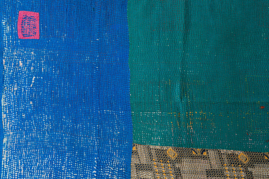 インド産　ヴィンテージ　カンタキルト　パッチワーク　手織り刺繍　手刺繍　ラリーキルト　ソファカバー　ヴィンテージ雑貨　民芸品　キルト専門店　amaleh