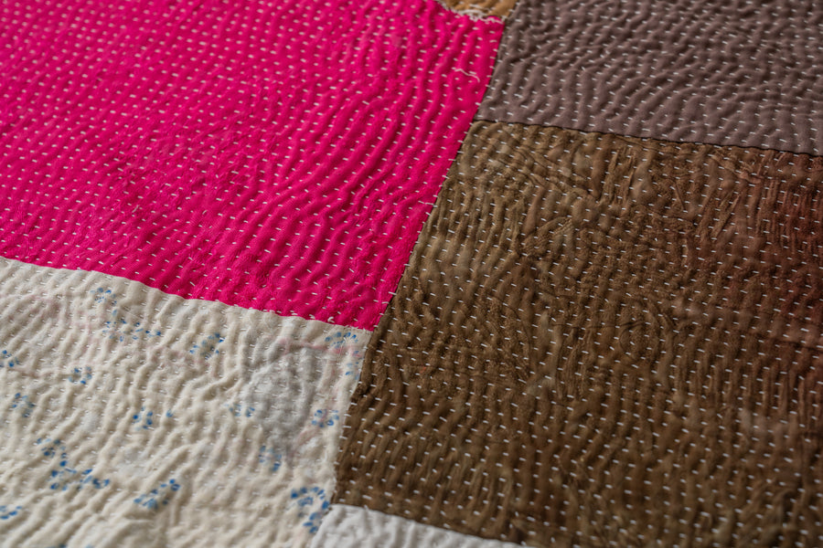 インド産　ヴィンテージ　カンタキルト　パッチワーク　手織り刺繍　手刺繍　ラリーキルト　ソファカバー　ヴィンテージ雑貨　民芸品　キルト専門店　amaleh