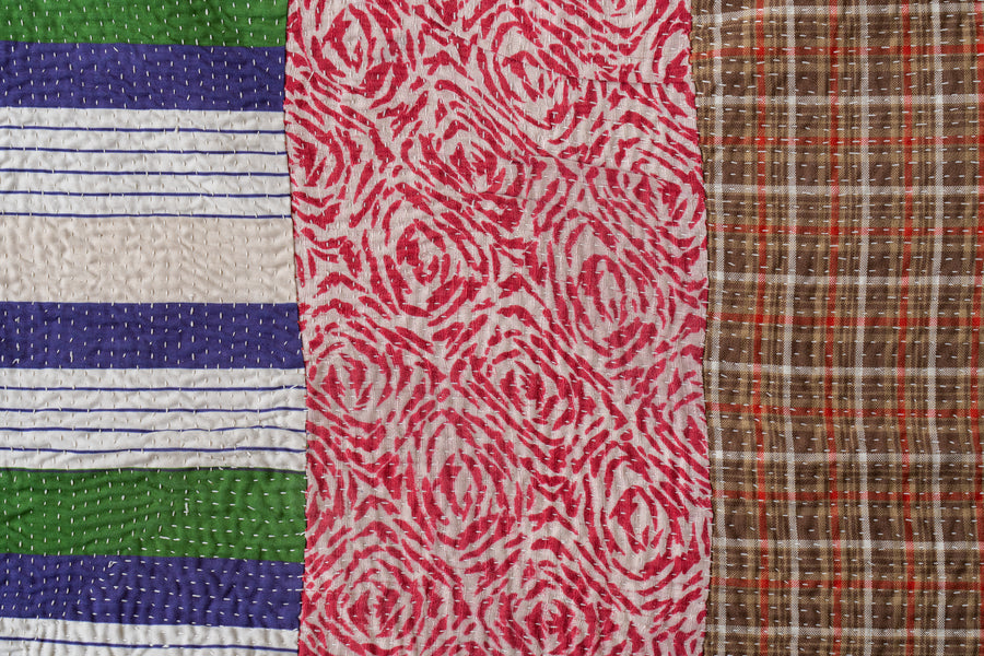 インド産　ヴィンテージ　カンタキルト　パッチワーク　手織り刺繍　手刺繍　ラリーキルト　ソファカバー　ヴィンテージ雑貨　民芸品　キルト専門店　amaleh