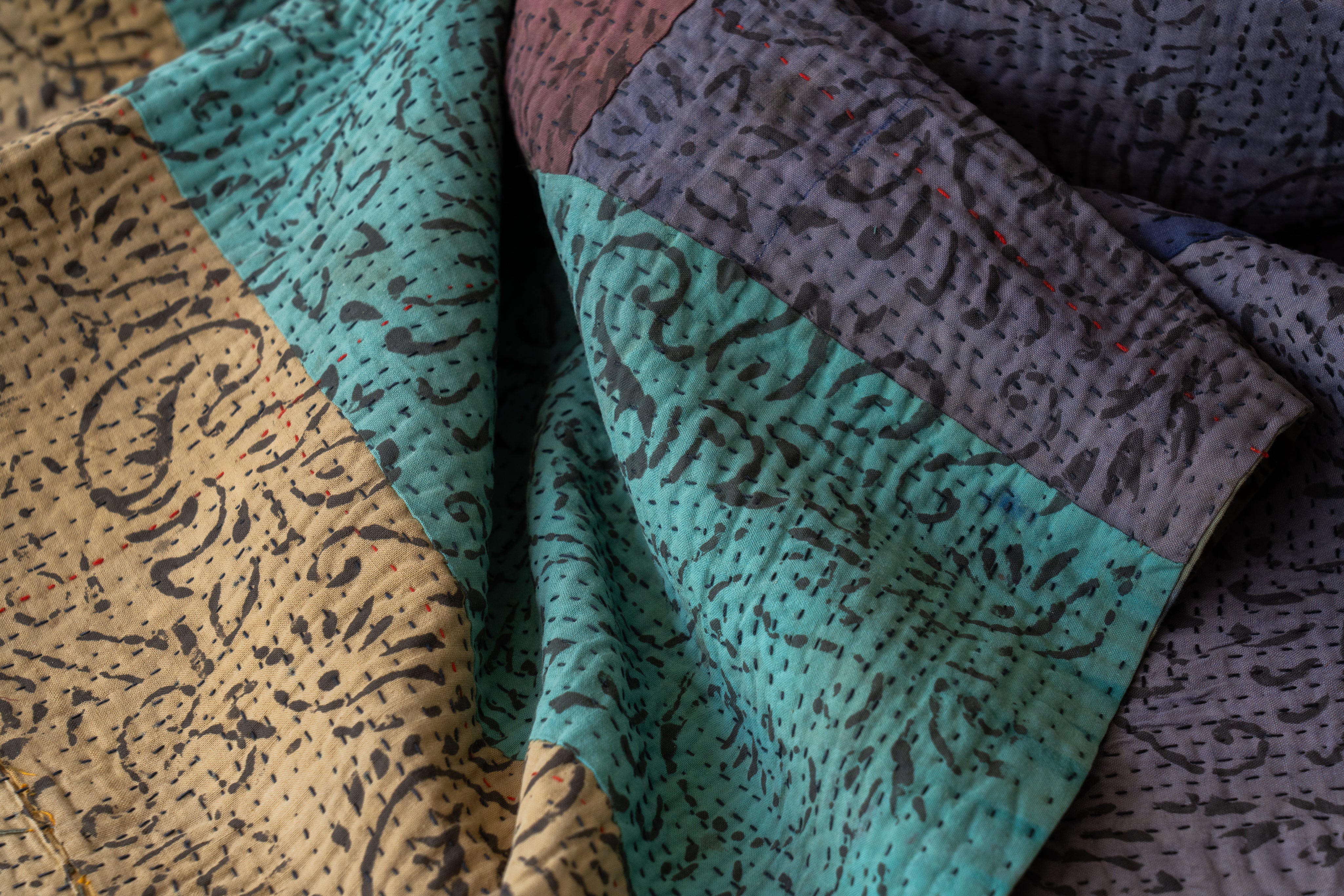 インド産 カンタキルト・ラリーキルト】ヴィンテージラグ専門店 amaleh