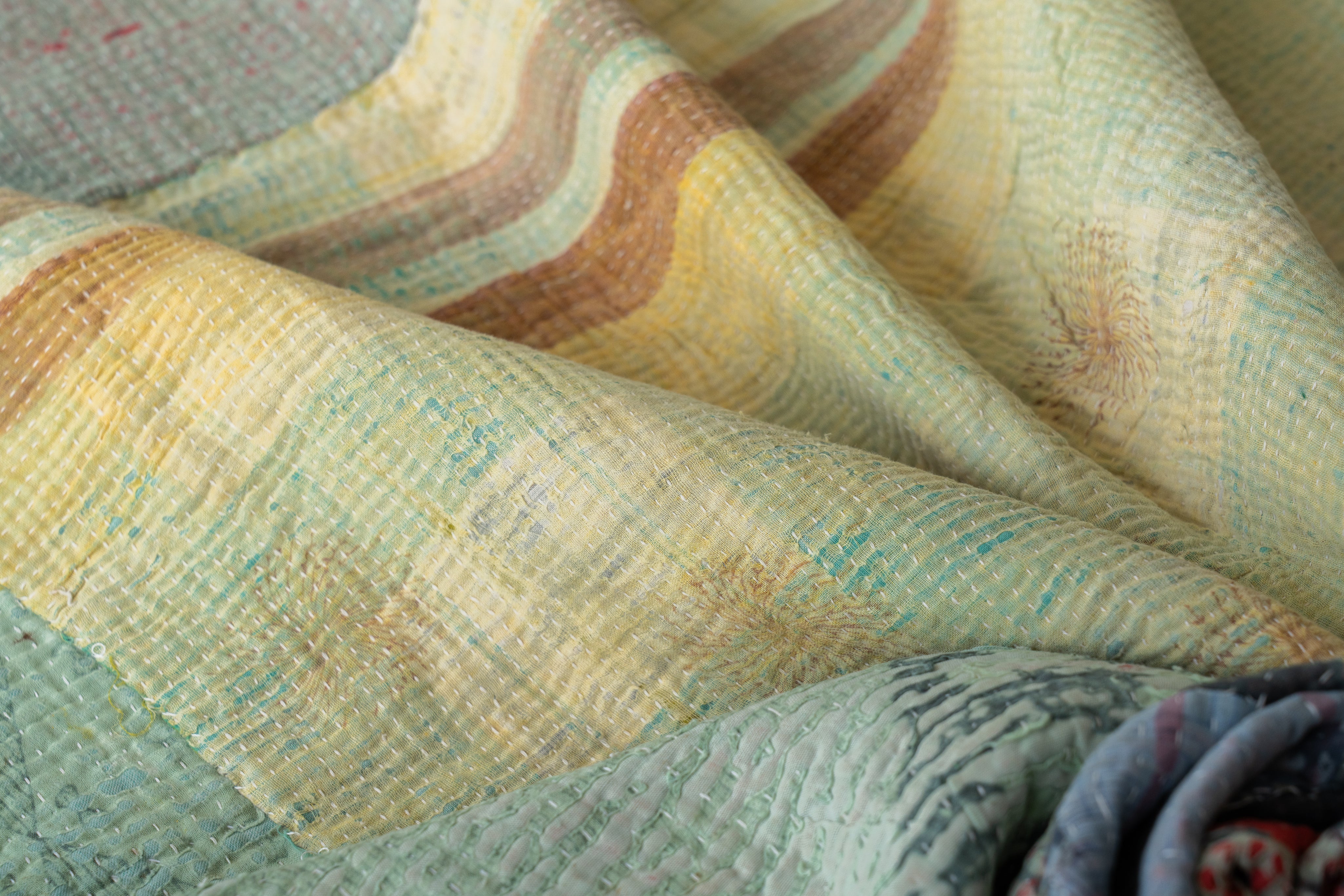 Vintage カンタキルト ラリーキルト インド産 カンタキルト・ラリーキルト】ヴィンテージラグ専門店