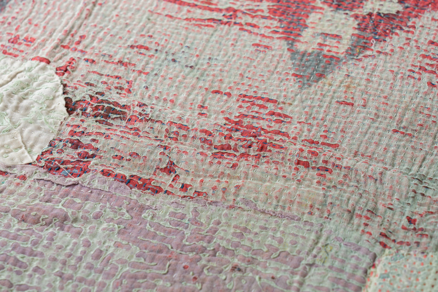 インド産　ヴィンテージ　カンタキルト　パッチワーク　手織り刺繍　手刺繍　ラリーキルト　ソファカバー　ヴィンテージ雑貨　民芸品　キルト専門店　amaleh