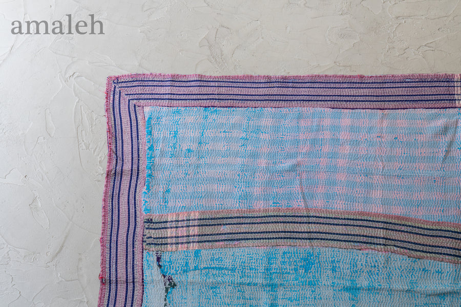 インド産　ヴィンテージ　カンタキルト　パッチワーク　手織り刺繍　手刺繍　ラリーキルト　ソファカバー　ヴィンテージ雑貨　民芸品　キルト専門店　amaleh