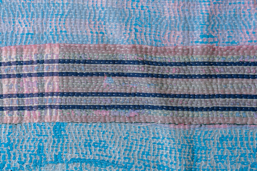 インド産　ヴィンテージ　カンタキルト　パッチワーク　手織り刺繍　手刺繍　ラリーキルト　ソファカバー　ヴィンテージ雑貨　民芸品　キルト専門店　amaleh