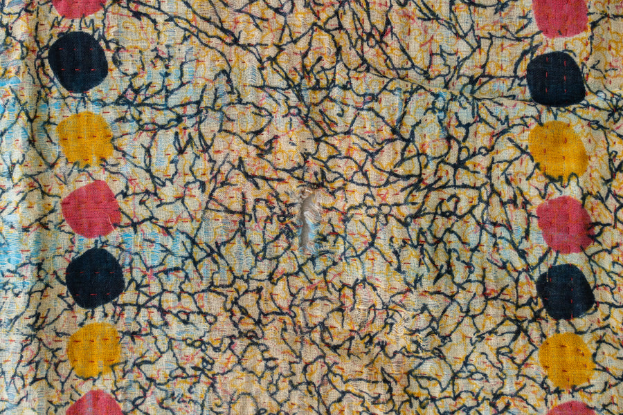 インド産　ヴィンテージ　カンタキルト　パッチワーク　手織り刺繍　手刺繍　ラリーキルト　ソファカバー　ヴィンテージ雑貨　民芸品　キルト専門店　amaleh