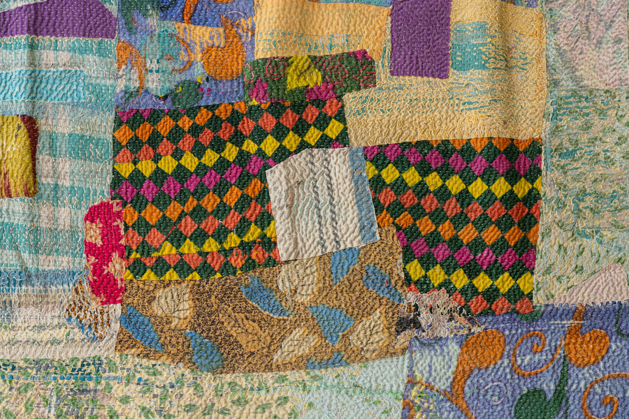 インド産　ヴィンテージ　カンタキルト　パッチワーク　手織り刺繍　手刺繍　ラリーキルト　ソファカバー　ヴィンテージ雑貨　民芸品　キルト専門店　amaleh