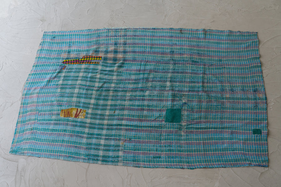 インド産　ヴィンテージ　カンタキルト　パッチワーク　手織り刺繍　手刺繍　ラリーキルト　ソファカバー　ヴィンテージ雑貨　民芸品　キルト専門店　amaleh