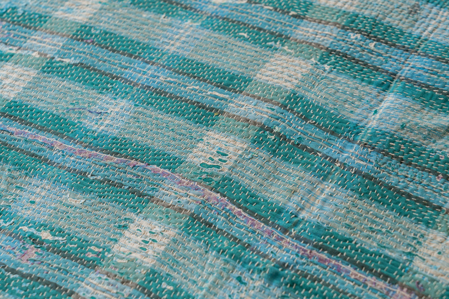 インド産　ヴィンテージ　カンタキルト　パッチワーク　手織り刺繍　手刺繍　ラリーキルト　ソファカバー　ヴィンテージ雑貨　民芸品　キルト専門店　amaleh