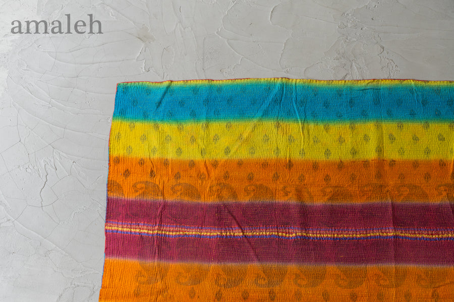 インド産　ヴィンテージ　カンタキルト　パッチワーク　手織り刺繍　手刺繍　ラリーキルト　ソファカバー　ヴィンテージ雑貨　民芸品　キルト専門店　amaleh