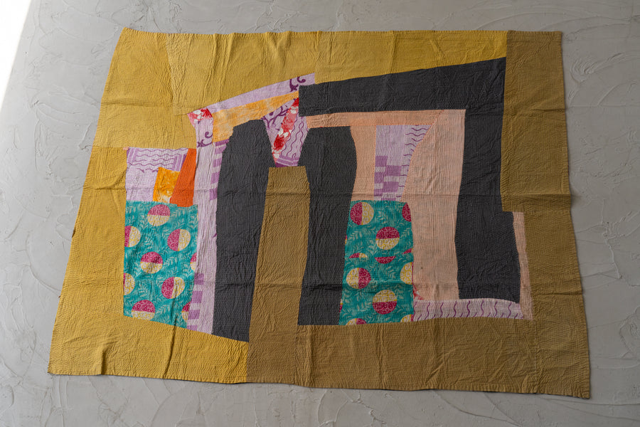 インド産　ヴィンテージ　カンタキルト　パッチワーク　手織り刺繍　手刺繍　ラリーキルト　ソファカバー　ヴィンテージ雑貨　民芸品　キルト専門店　amaleh