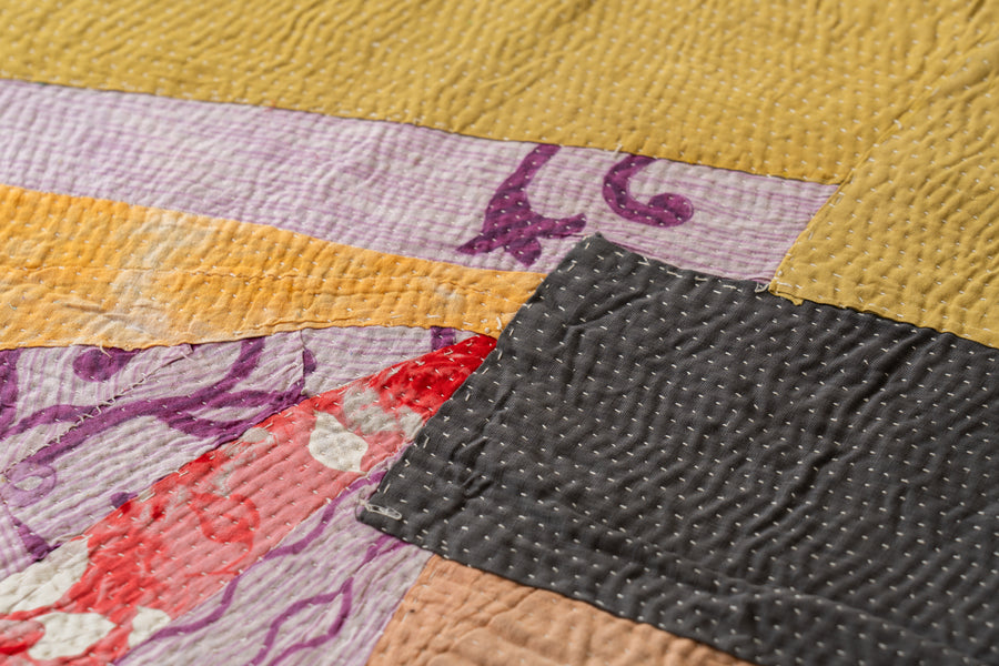 インド産　ヴィンテージ　カンタキルト　パッチワーク　手織り刺繍　手刺繍　ラリーキルト　ソファカバー　ヴィンテージ雑貨　民芸品　キルト専門店　amaleh