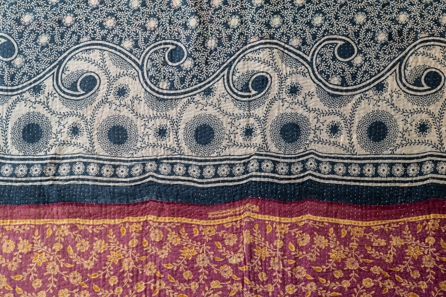 インド産　ヴィンテージ　カンタキルト　パッチワーク　手織り刺繍　手刺繍　ラリーキルト　ソファカバー　ヴィンテージ雑貨　民芸品　キルト専門店　amaleh