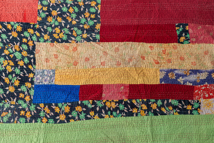 インド産　ヴィンテージ　カンタキルト　パッチワーク　手織り刺繍　手刺繍　ラリーキルト　ソファカバー　ヴィンテージ雑貨　民芸品　キルト専門店　amaleh