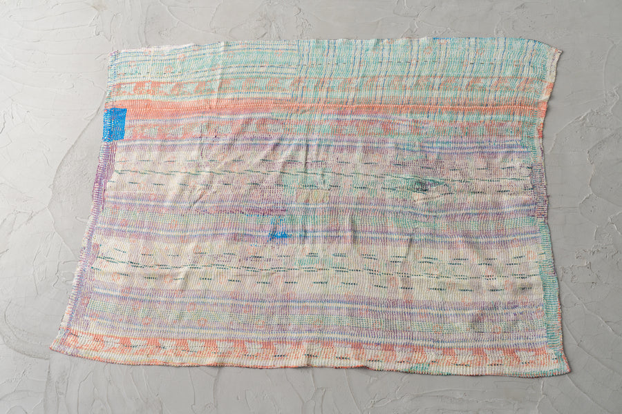 インド産　ヴィンテージ　カンタキルト　パッチワーク　手織り刺繍　手刺繍　ラリーキルト　ソファカバー　ヴィンテージ雑貨　民芸品　キルト専門店　amaleh