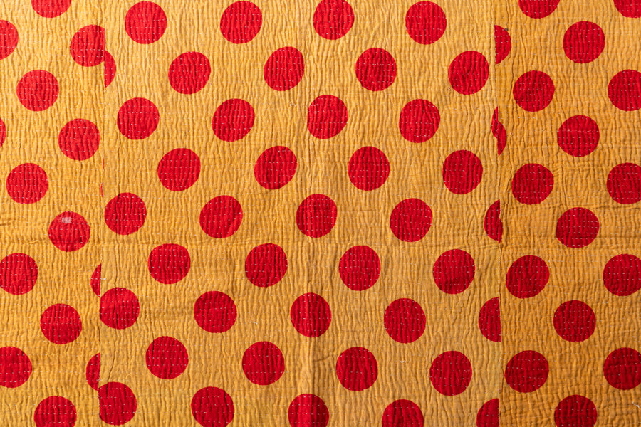 インド産　ヴィンテージ　カンタキルト　パッチワーク　手織り刺繍　手刺繍　ラリーキルト　ソファカバー　ヴィンテージ雑貨　民芸品　キルト専門店　amaleh