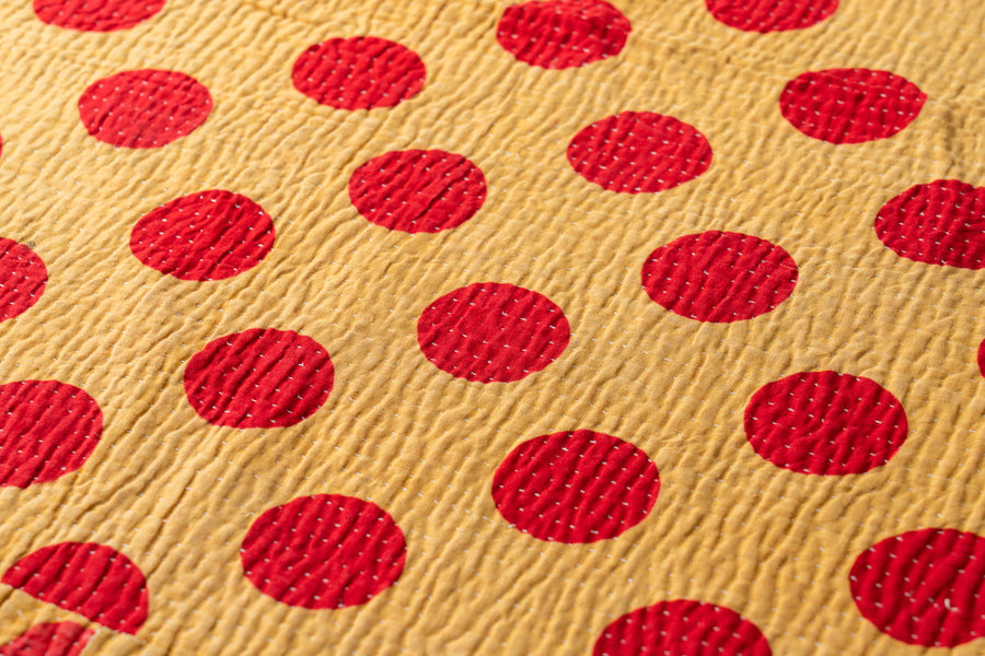 インド産　ヴィンテージ　カンタキルト　パッチワーク　手織り刺繍　手刺繍　ラリーキルト　ソファカバー　ヴィンテージ雑貨　民芸品　キルト専門店　amaleh