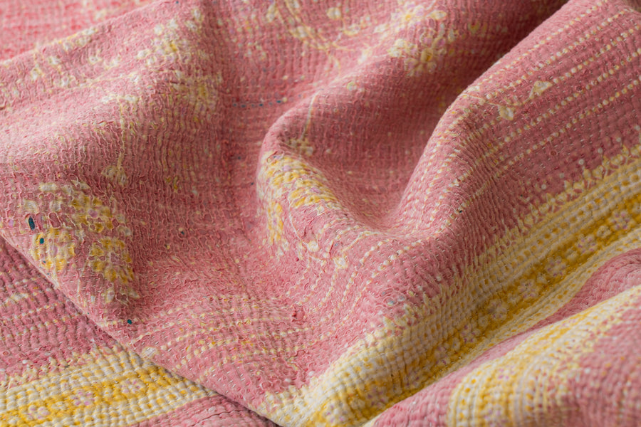 期間限定セール‼️ロホリカンタ ビンテージラグ カンタキルト ピンク ブルー インド産 カンタキルト・ラリーキルト】ヴィンテージラグ専門店