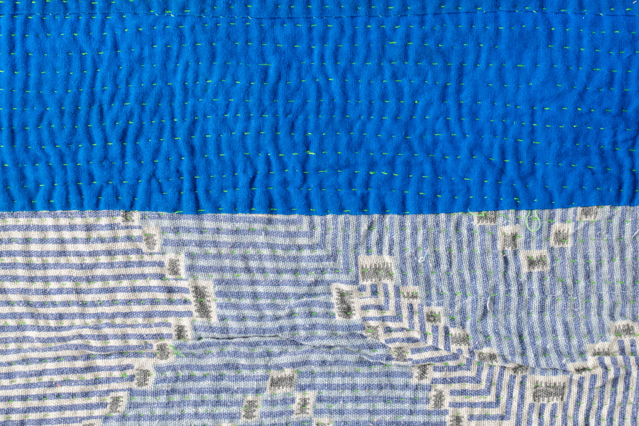 インド産　ヴィンテージ　カンタキルト　パッチワーク　手織り刺繍　手刺繍　ラリーキルト　ソファカバー　ヴィンテージ雑貨　民芸品　キルト専門店　amaleh