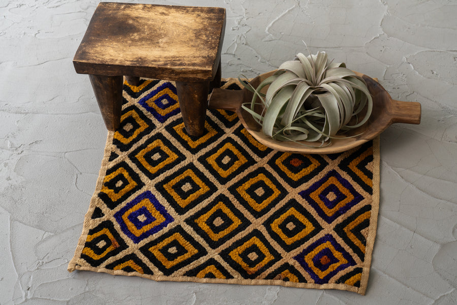 クバ布 クバクロス クバ クバ王国伝統のクバクロス-KUBA TEXTILES】- ヴィンテージラグ