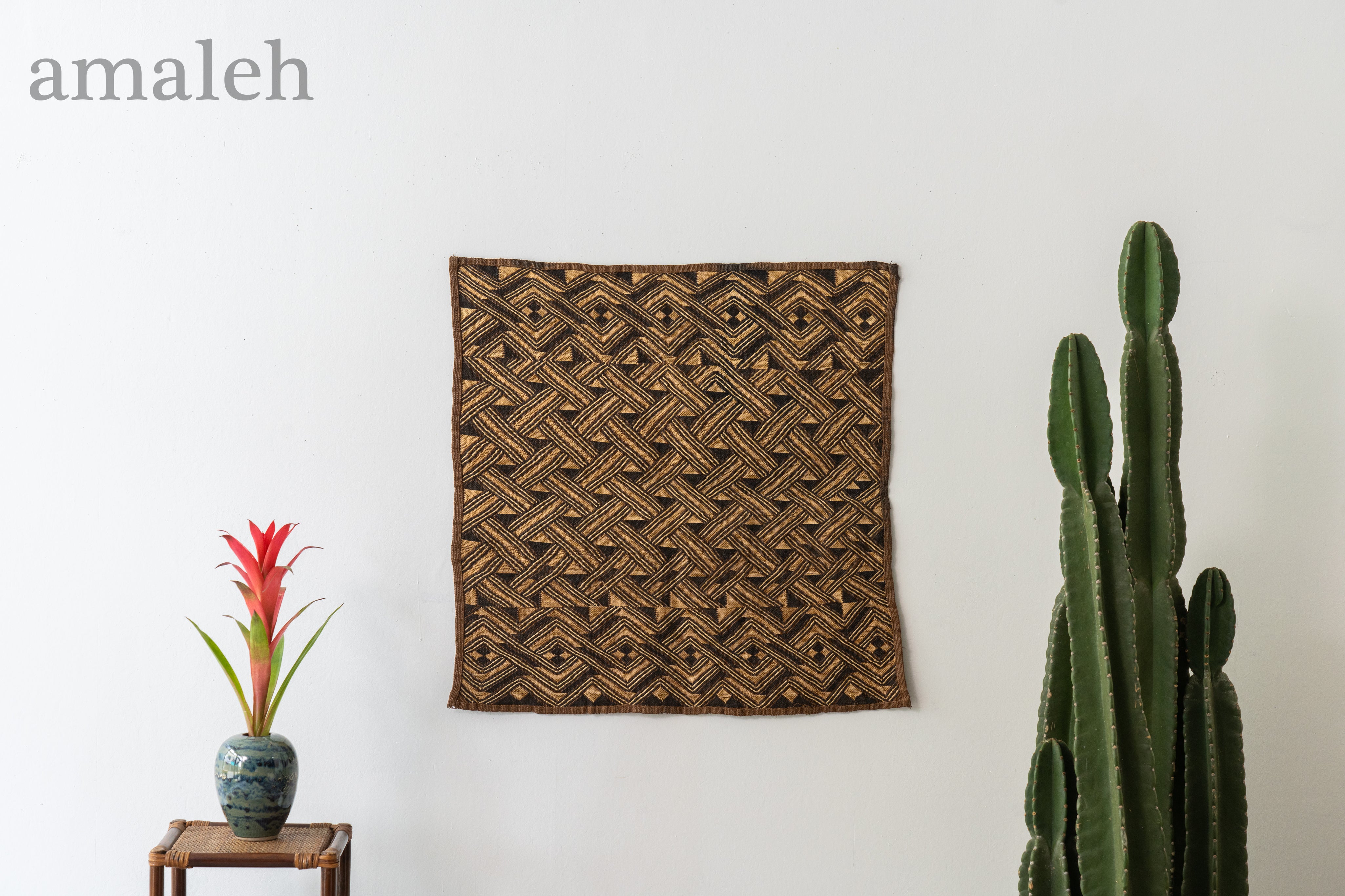 クバ布 クバクロスKUBA TAXTILES クバ王国伝統のクバクロス-KUBA TEXTILES】- ヴィンテージラグ