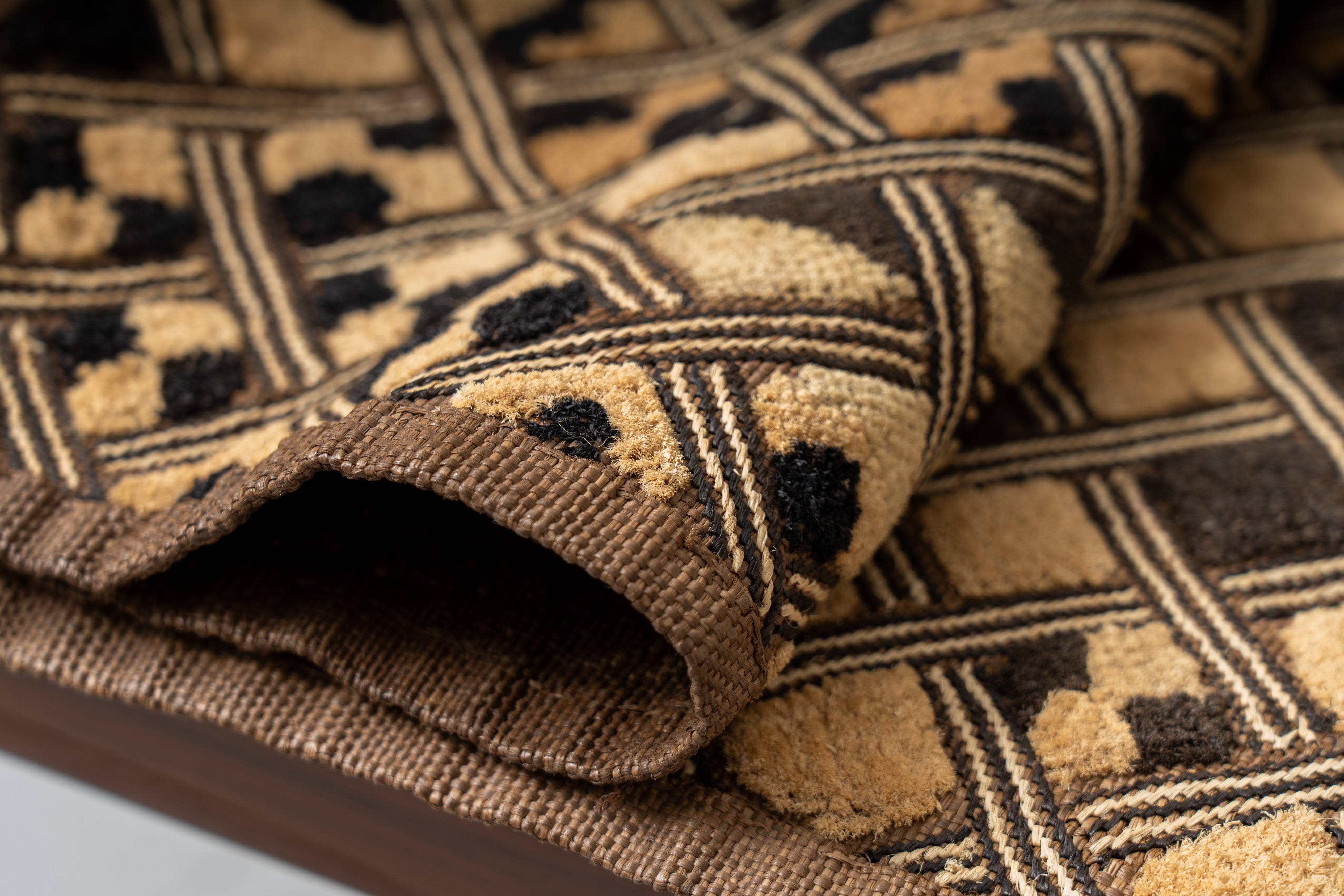 クバ布 クバクロス ビンテージ 1枚 クバ王国伝統のクバクロス-KUBA TEXTILES】クバ布-草ビロード