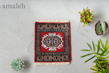 パキスタン産 ミニラグ　ヴィンテージラグ　手織りラグ　手織り絨毯　ギュル文様