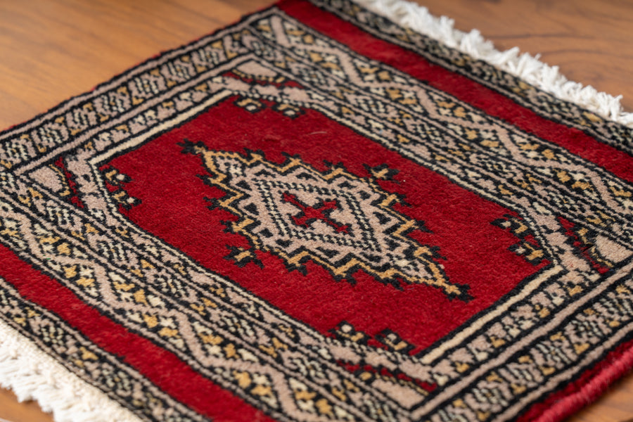 パキスタン産　ミニラグ　ヴィンテージラグ　手織りラグ　手織り絨毯　トライバルラグ　ミニラグ