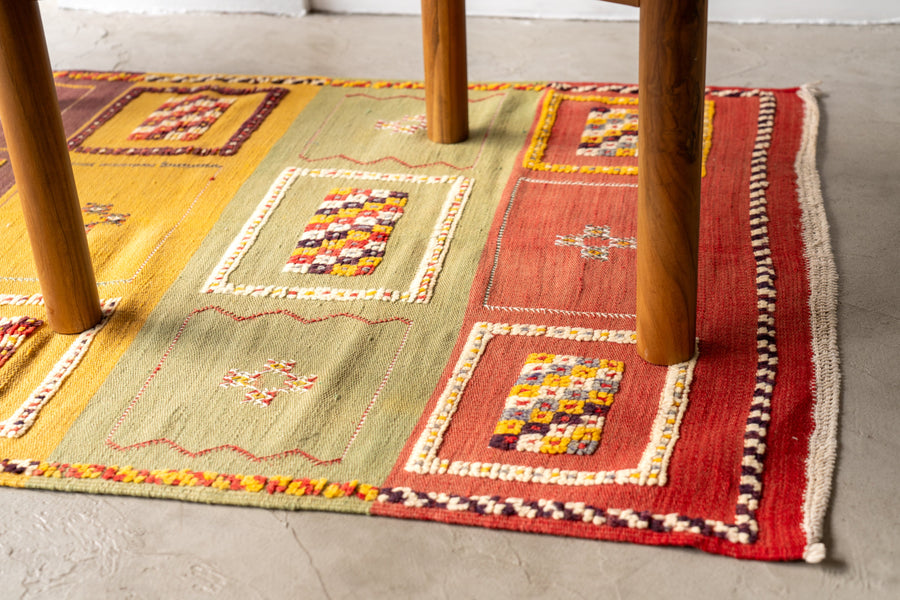 1990年代　モロッコ産　ヴィンテージラグ　ヴィンテージキリム　モロッカンラグ　モロッコ絨毯　手織りラグ