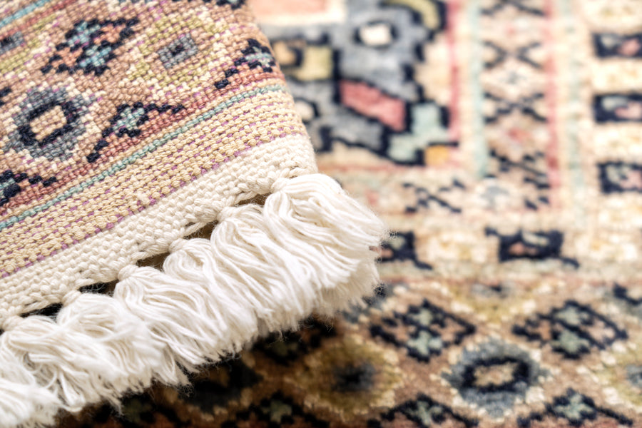 ヴィンテージラグ　手織りラグ　絨毯　シルク　メダリオン