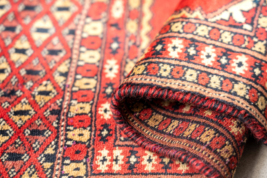 ヴィンテージラグ　オールドラグ　アンティークラグ　キリム　トライバルラグ　手織りラグ　ギャッベ　絨毯　ペルシャ絨毯　メダリオン