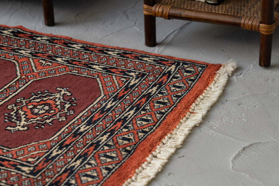 パキスタン産 1990年代 手織り絨毯】パキスタンラグ-ヴィンテージラグ