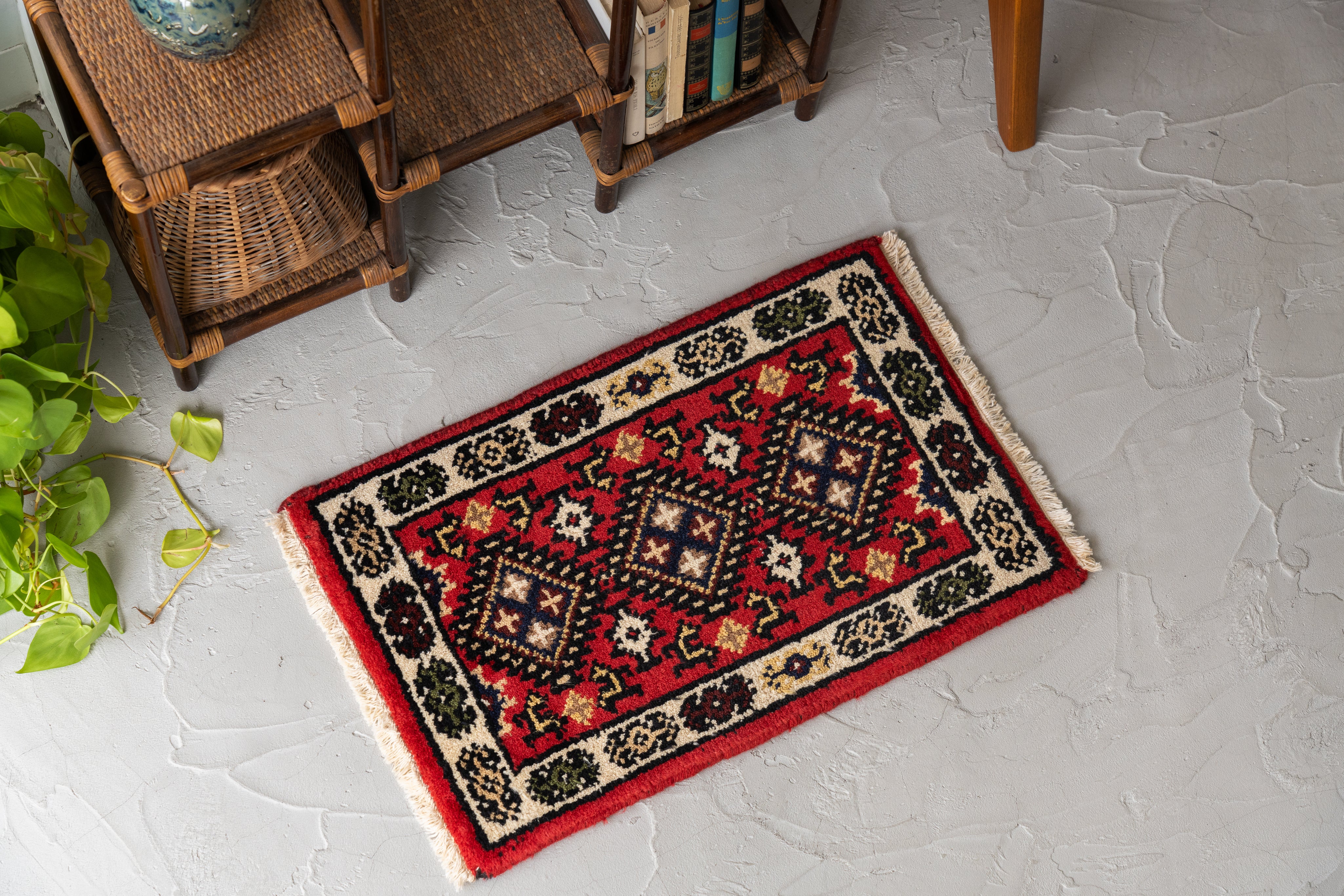 インド産 1990年代 ギャッベ】手織り絨毯-ヴィンテージラグ専門店