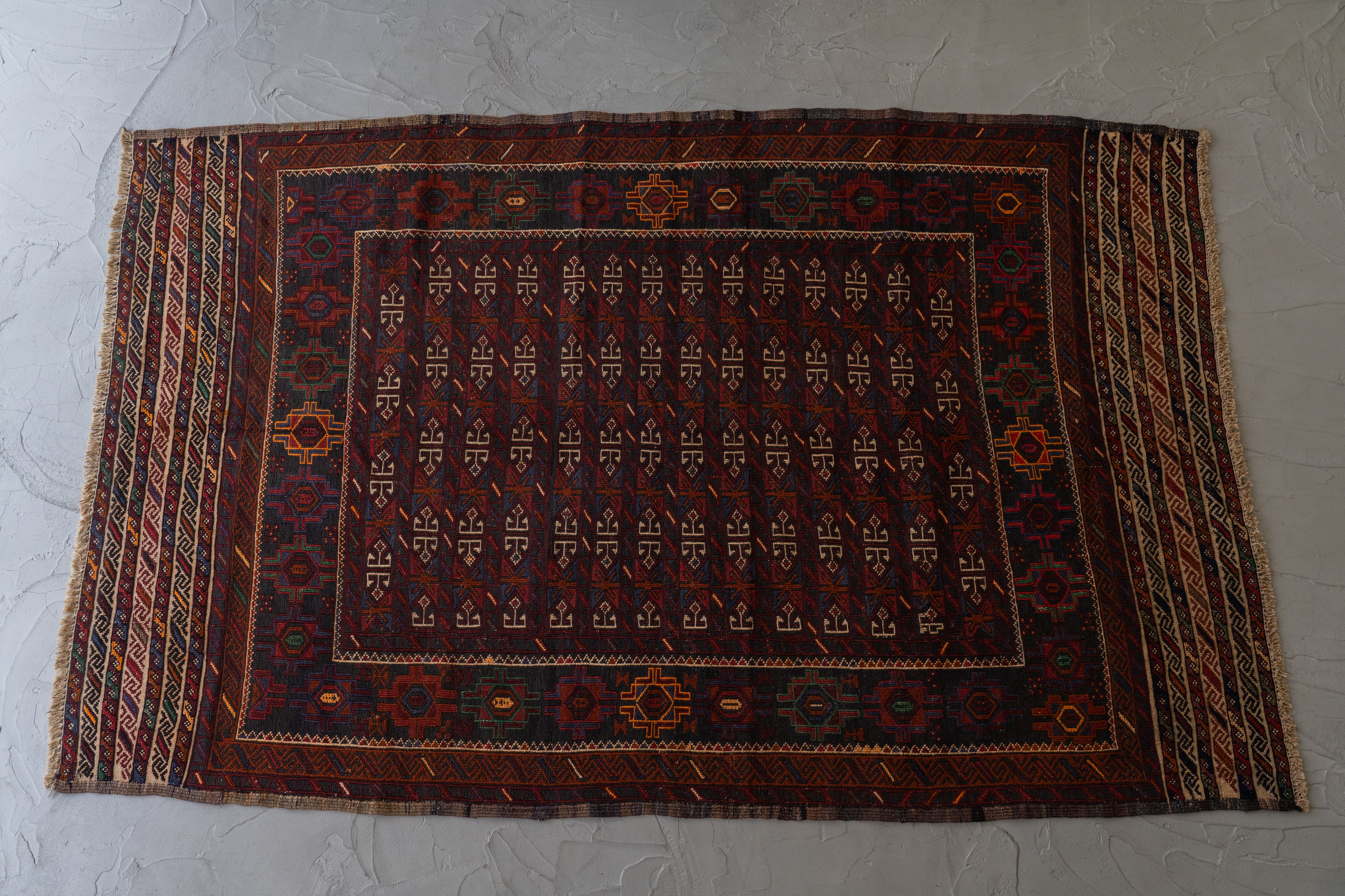 アフガニスタン 2000年代 ヴィンテージキリム】トライバルラグ