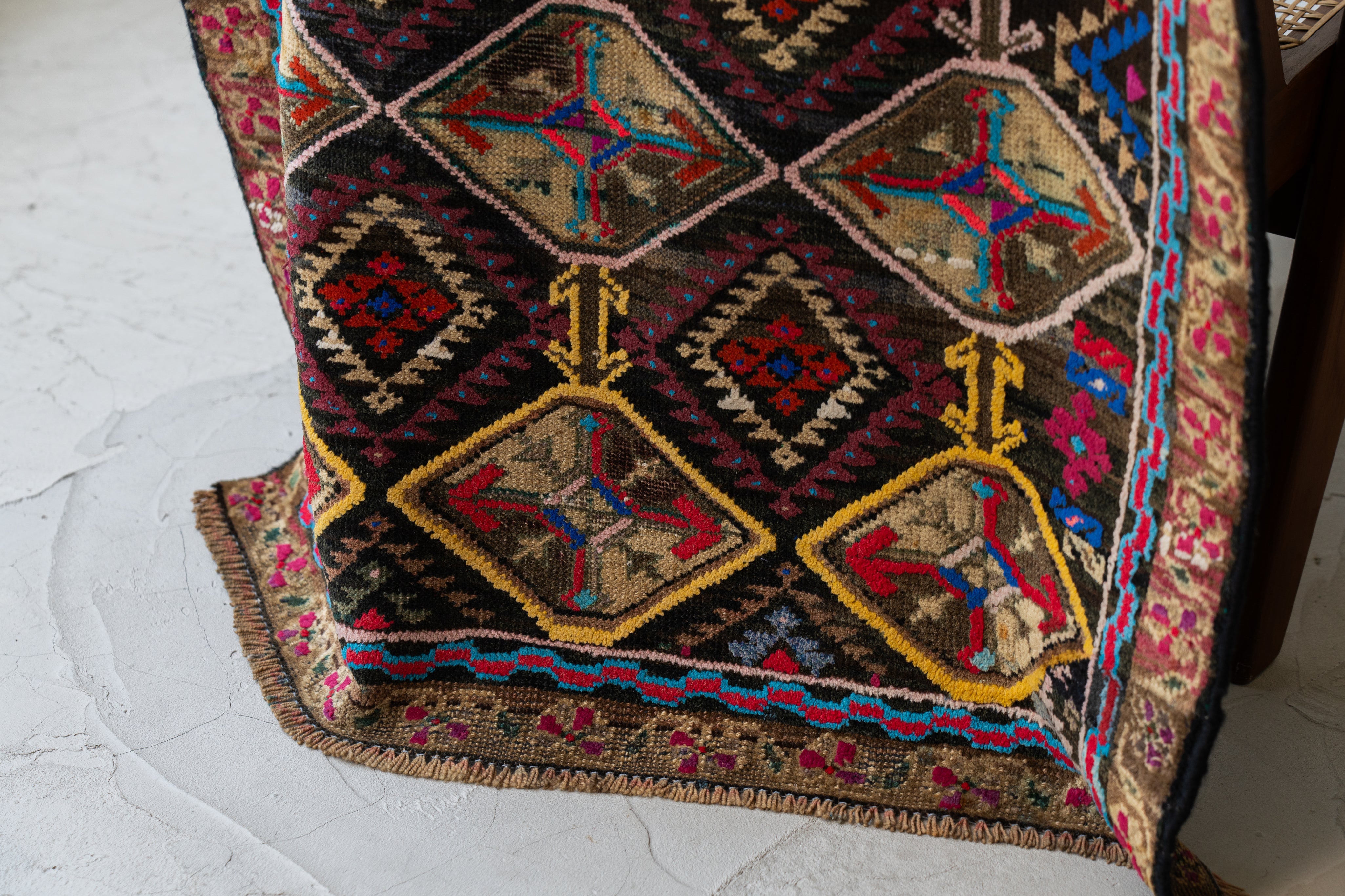 アフガニスタン 1990年代 トライバルラグ】バルーチラグ-ヴィンテージ