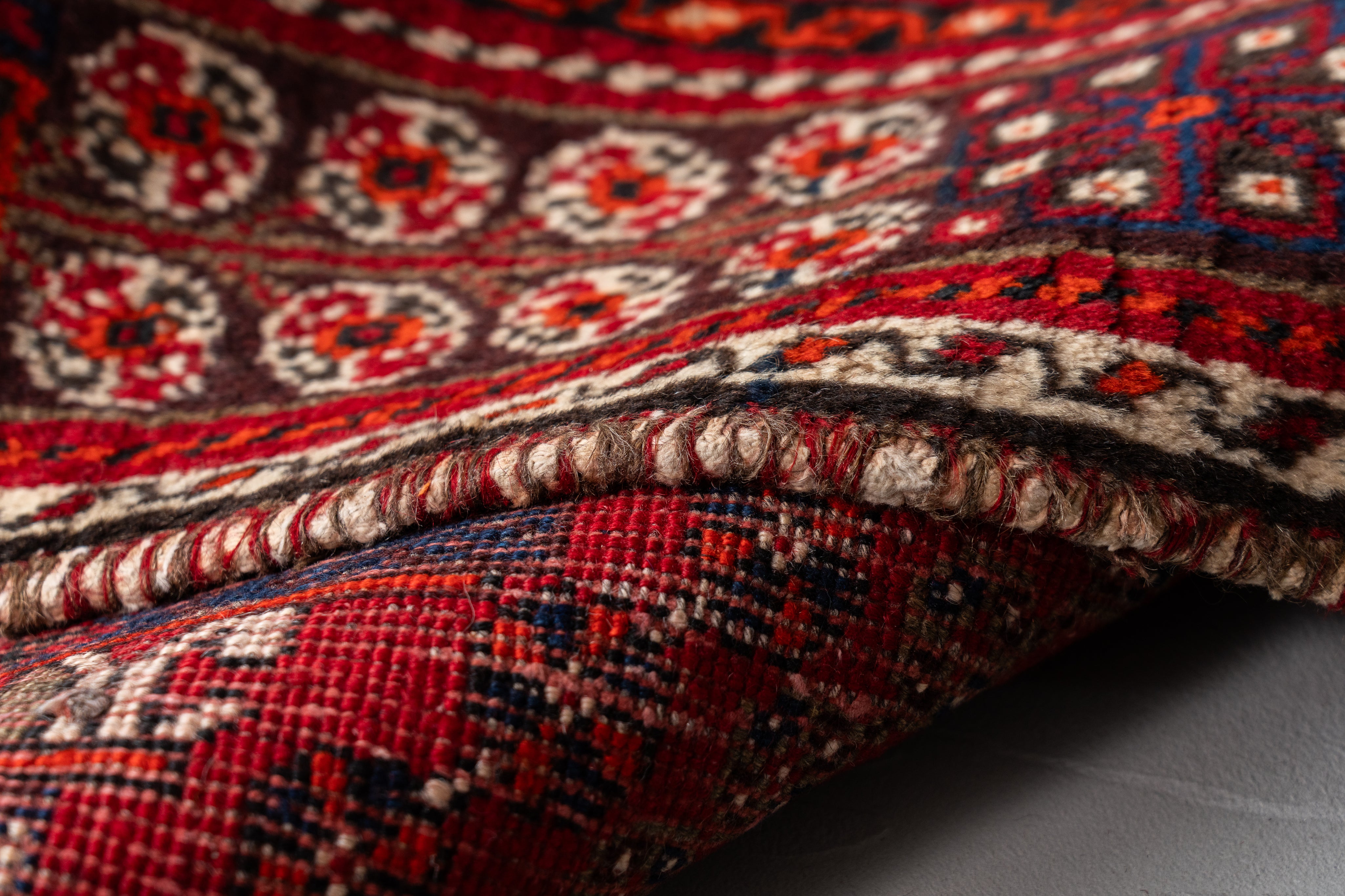 イラン産 1980年代 ペルシャ絨毯】トライバルラグ-ヴィンテージラグ