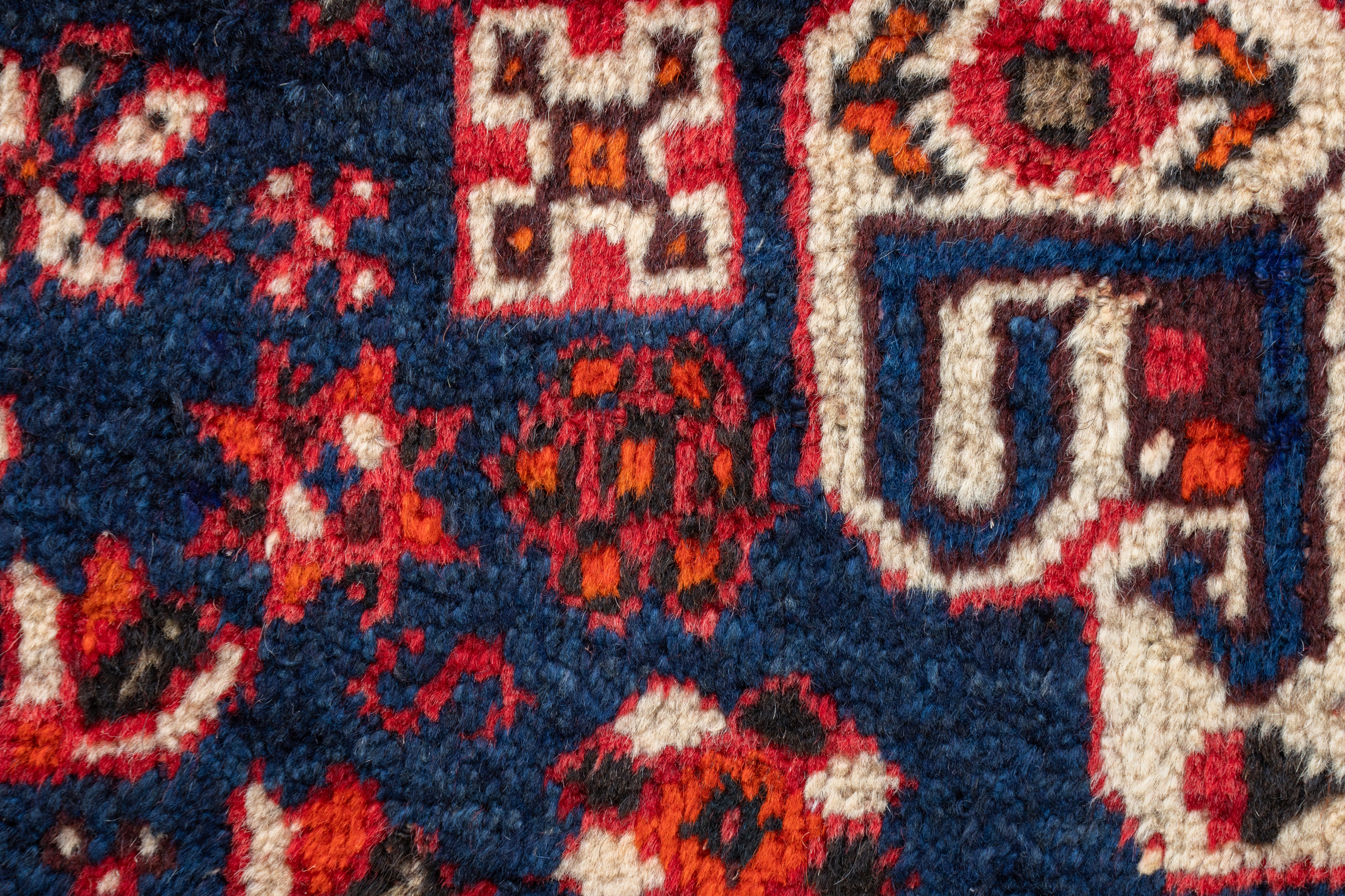 イラン産 1980年代 ペルシャ絨毯】トライバルラグ-ヴィンテージラグ