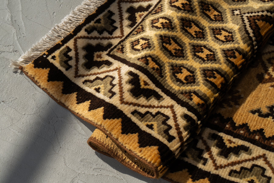 モロッコ産 1980年代 手織り絨毯】モロッカンラグ-ヴィンテージラグ