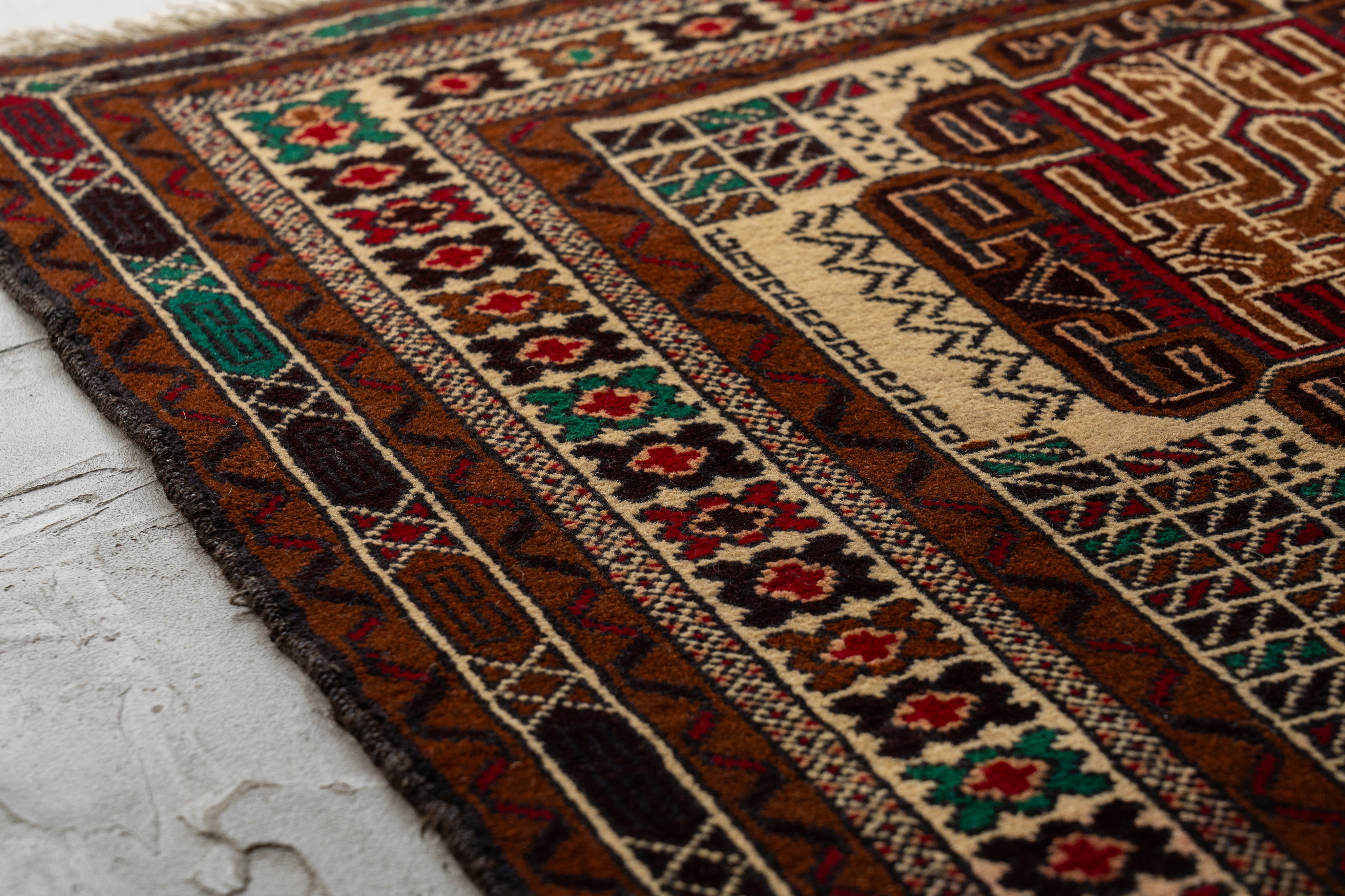 アフガニスタン産 1990年代 バルーチ族】トライバルラグ-ヴィンテージ