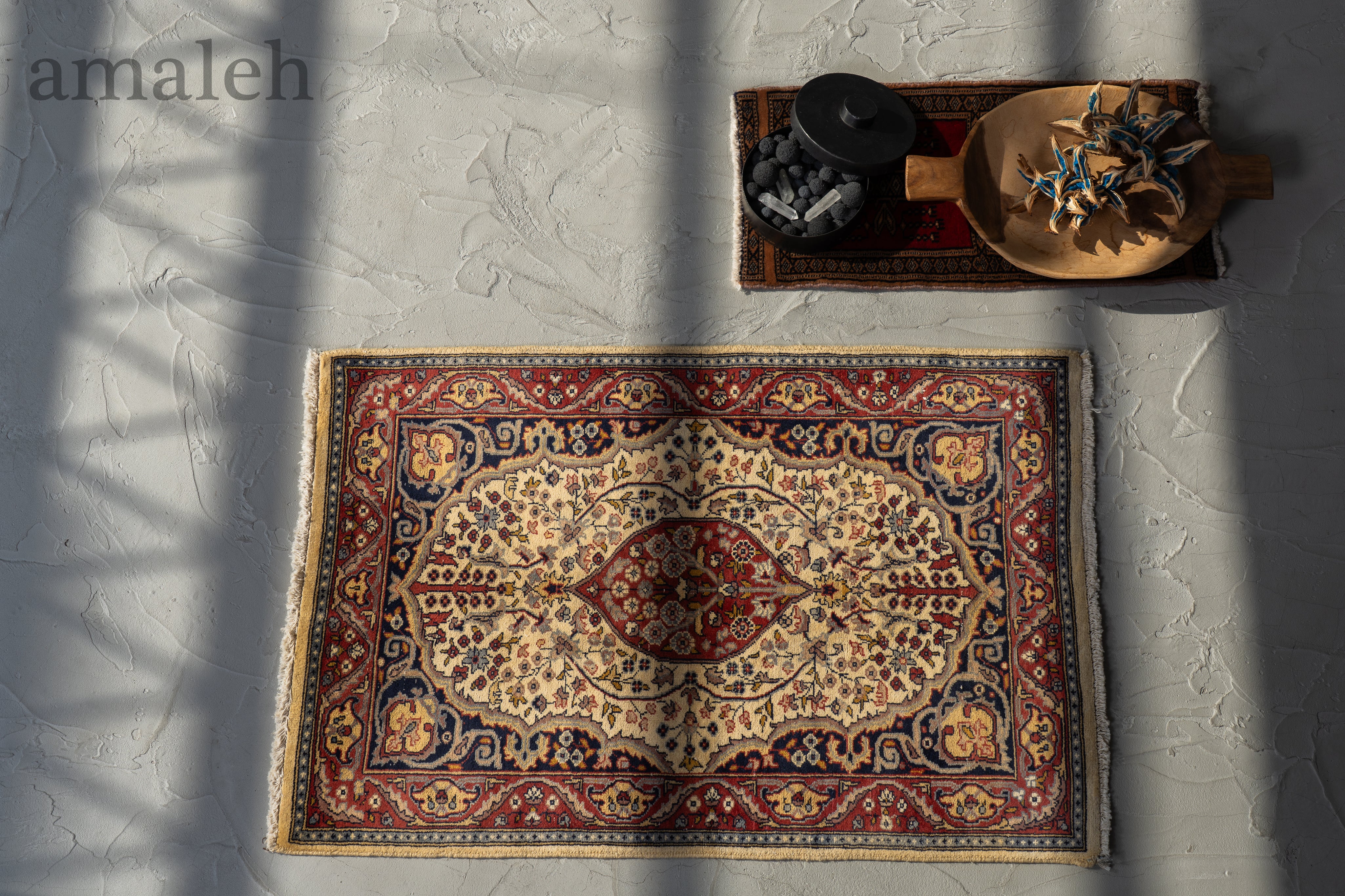 パキスタン産 1990年代 パキスタンラグ】手織り絨毯-ヴィンテージラグ