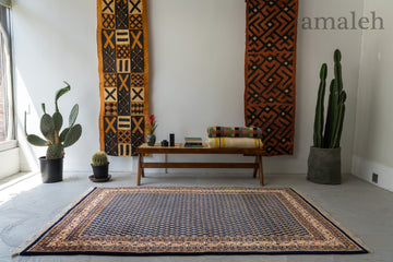 LARGE SIZEのヴィンテージラグ・トライバルラグ・手織り絨毯