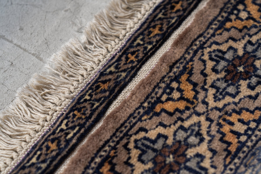 パキスタン産 1980年代 パキスタンラグ】手織り絨毯-ヴィンテージラグ